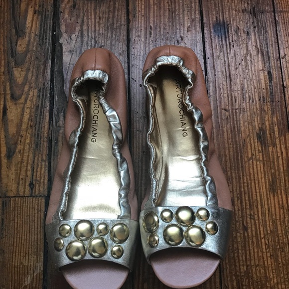 Gold and Nude open toe flats - Picture 3 of 4